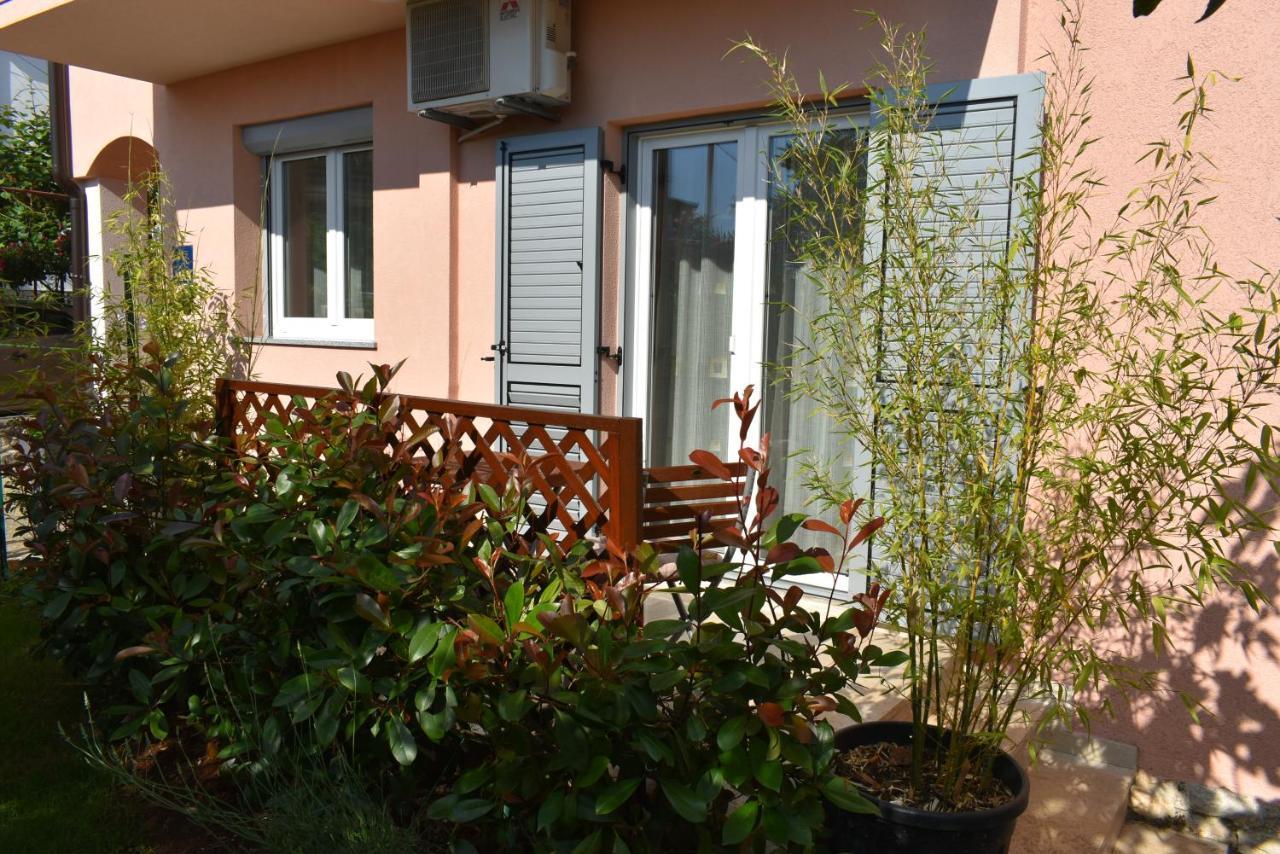 Studio Max Rovinj Exterior foto