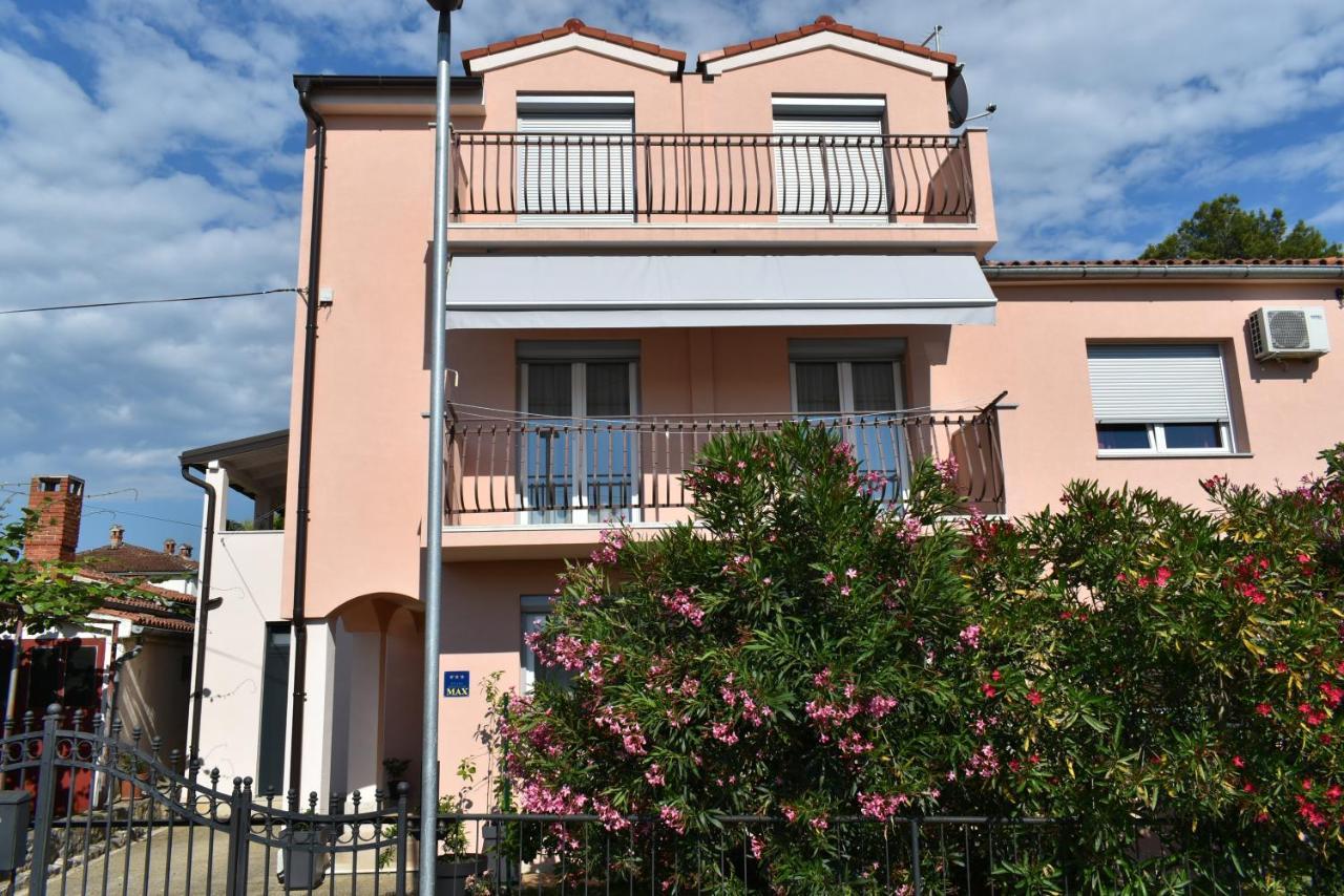 Studio Max Rovinj Exterior foto