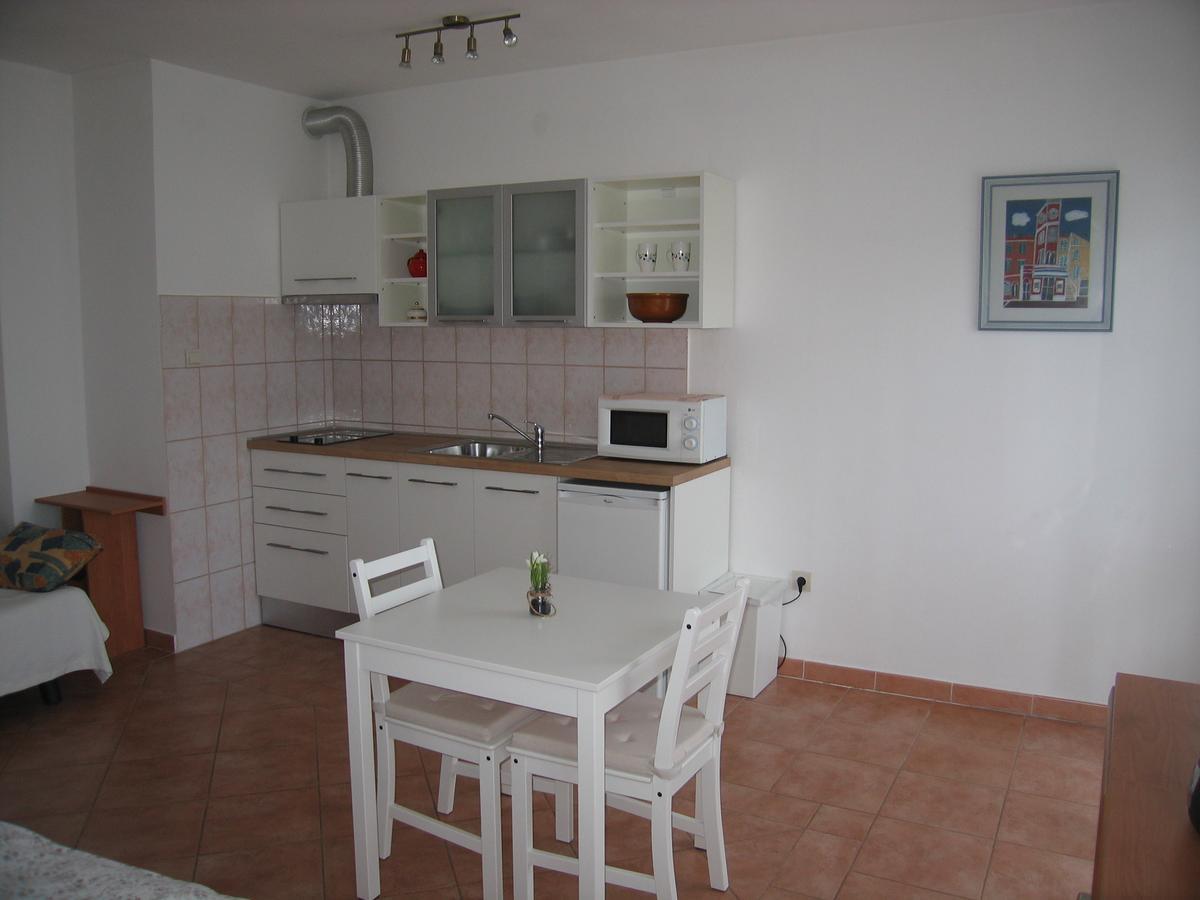 Studio Max Rovinj Exterior foto